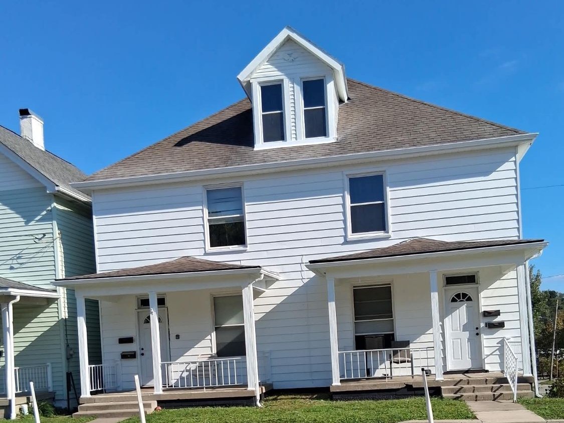 202-204 N. 3rd St., Youngwood — building exterior