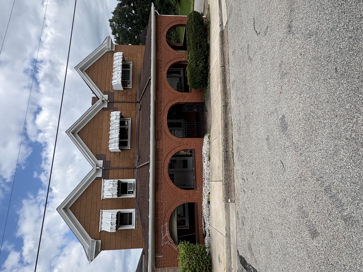 122-124 S. Mellon Ave., Donora — building exterior